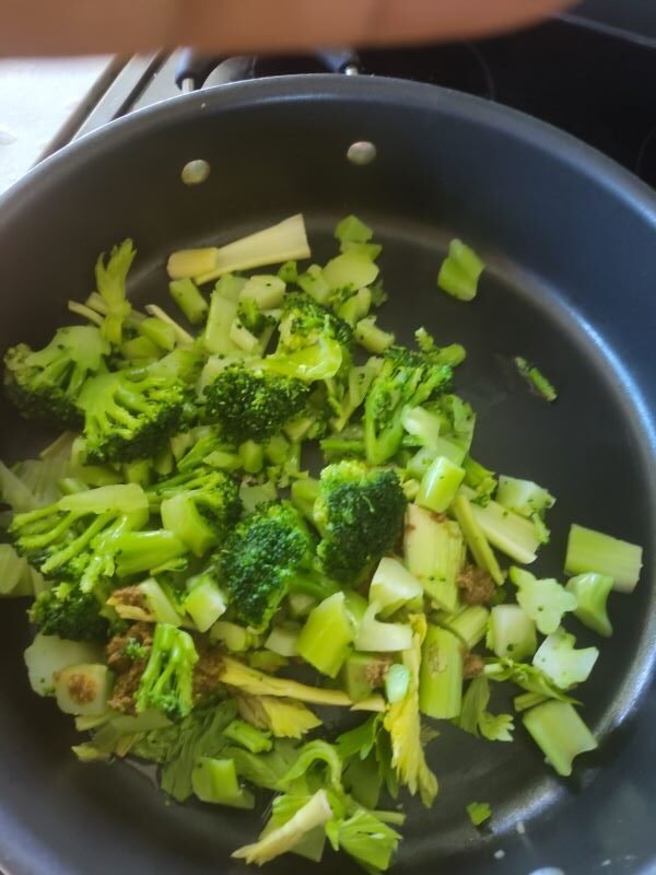 How to make the Thai tofu and chicken green curry dish