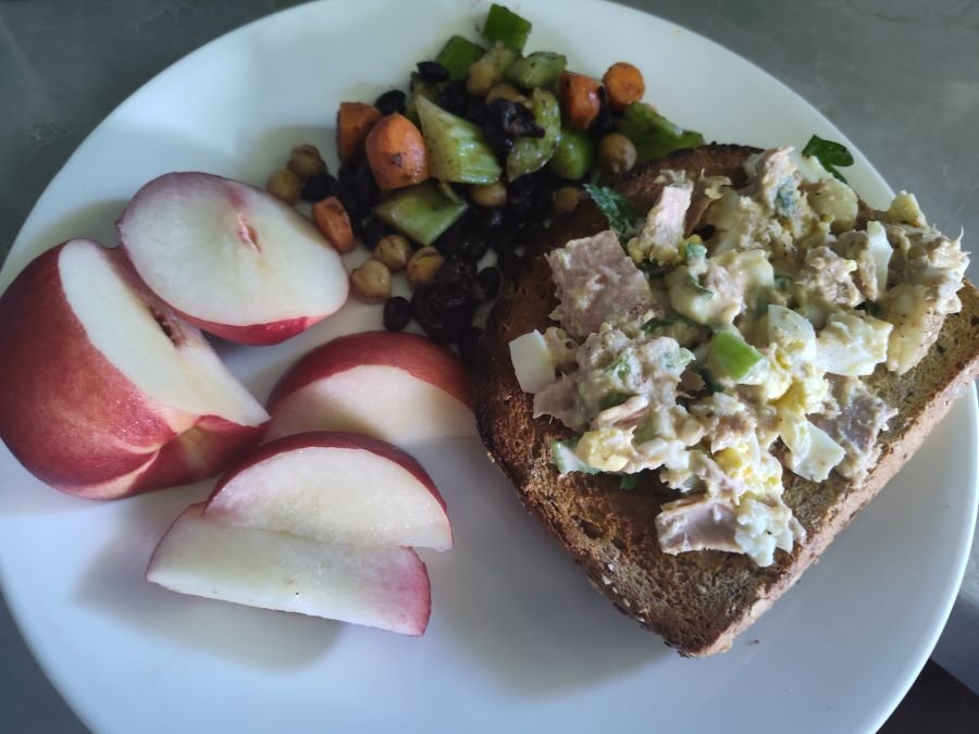 Tuna and egg salad recipe