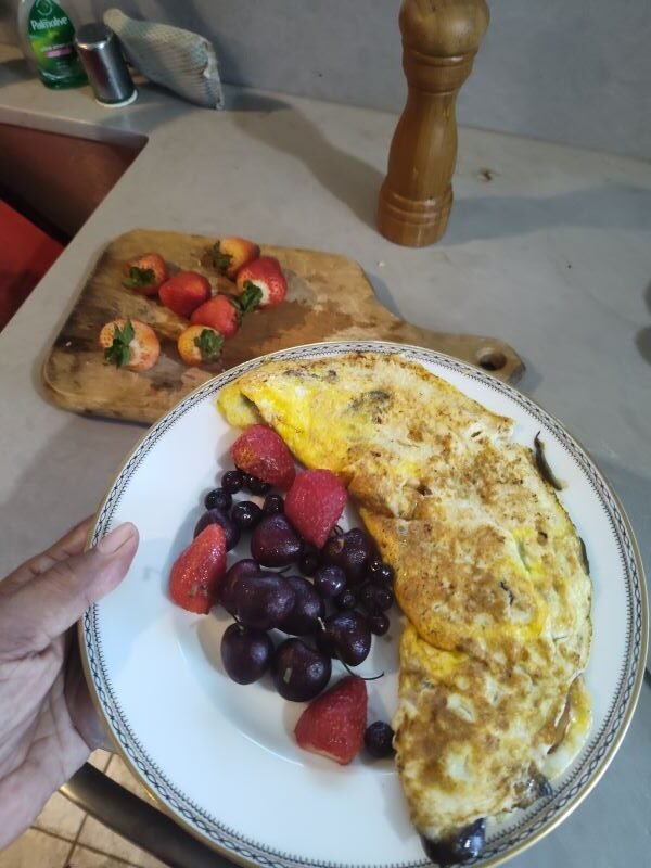 Plating your salmon omlette dish