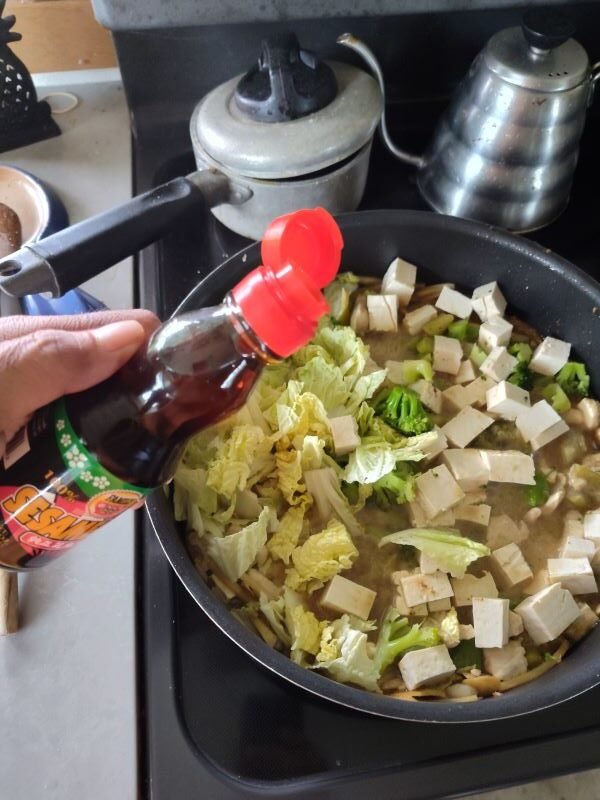 How to make this chicken and tofu soup recipe