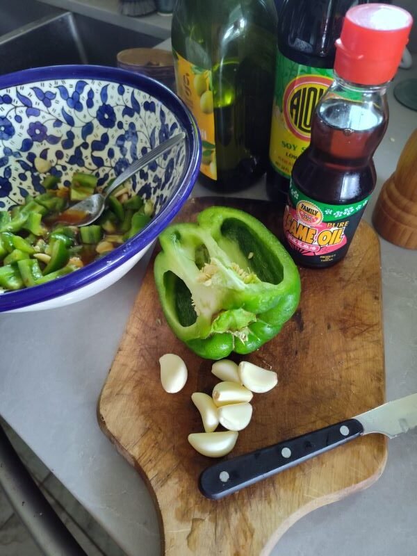 Ingredients to this Keto tofu and beans recipe