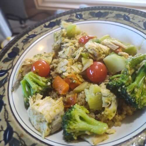 Pesto chicken and broccoli casserole low carb