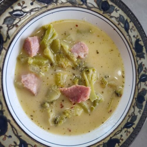 Ham-and-broccoli-cheese-soup-5